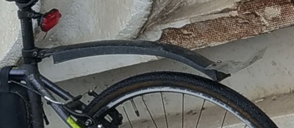 584x254