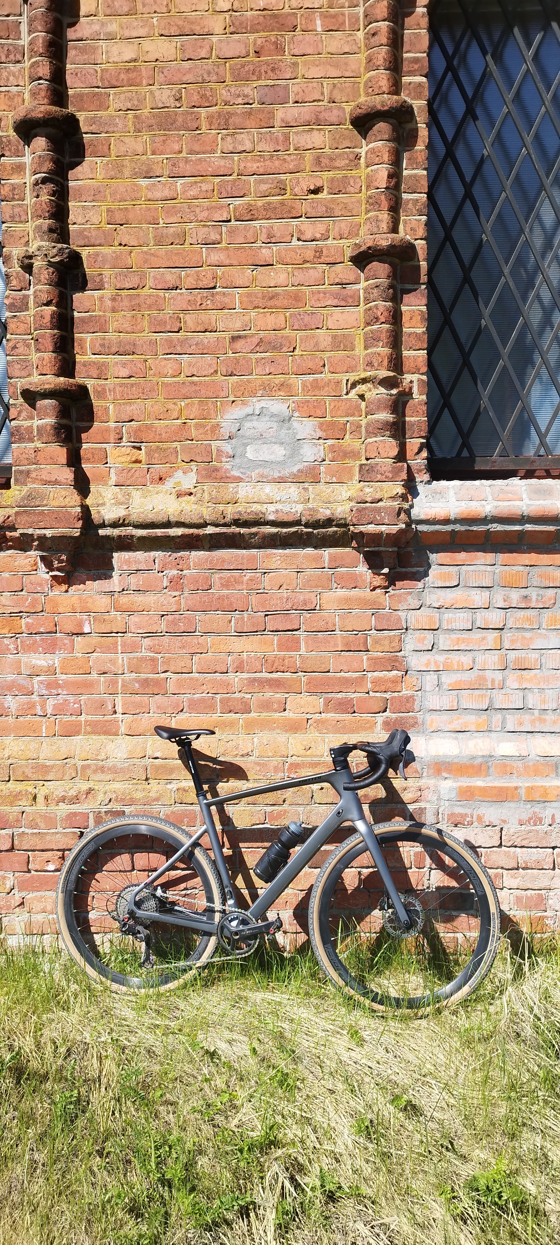 1800x4000