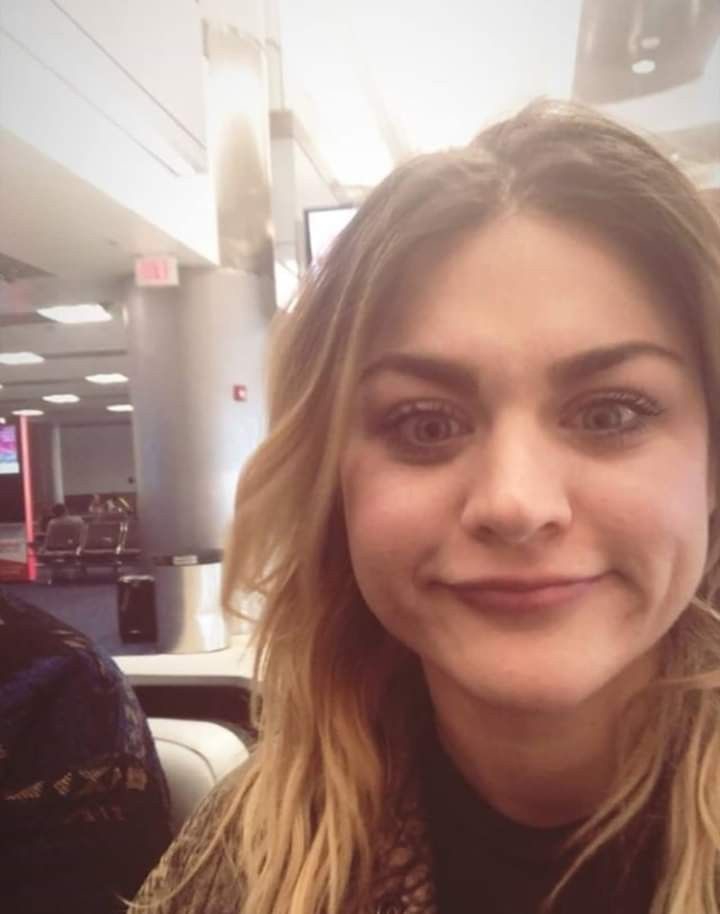 720x914