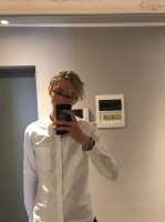 959x1280