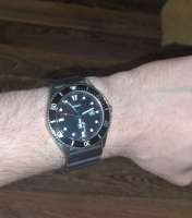 893x1010