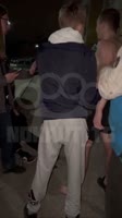 608x1080