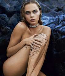 869x1024