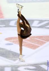 554x800