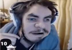 440x308