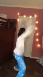608x1080