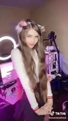 576x1024