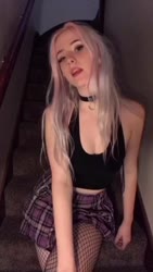 720x1268
