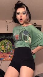 576x1024