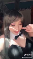 608x1080