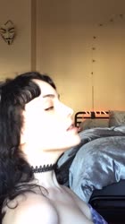 576x1024