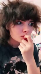 576x1024