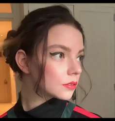 720x759