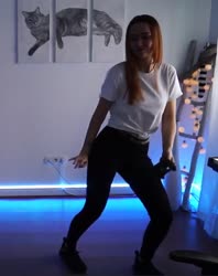 518x654