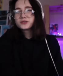 896x1080