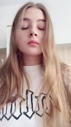 576x1024