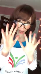 608x1080