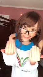 608x1080