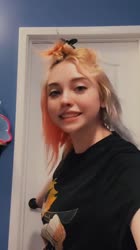 576x1024