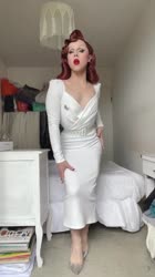 576x1026