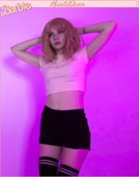 560x708