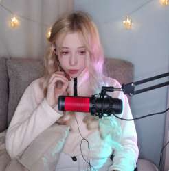 490x497