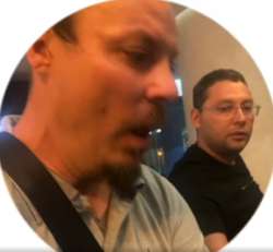 400x370