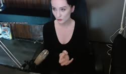 656x388