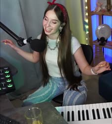 978x1080