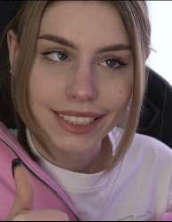 386x496