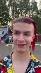 720x1278