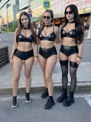 596x794