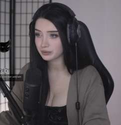 725x745