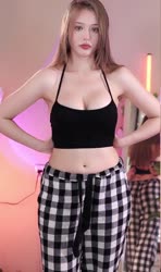 640x1080
