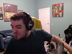578x436