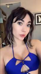 576x1023
