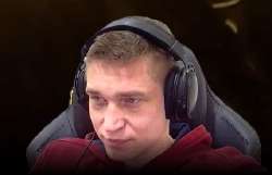 430x278
