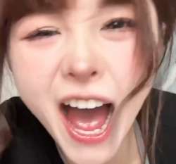 755x704