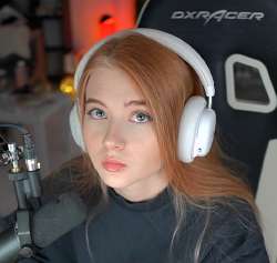 802x762