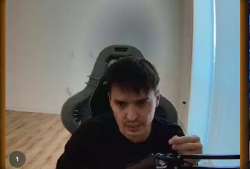 399x270