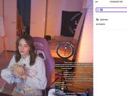943x712