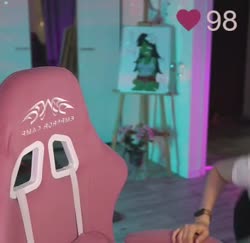 380x370