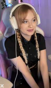 588x1010
