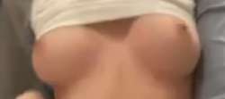 869x389