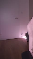 606x1080