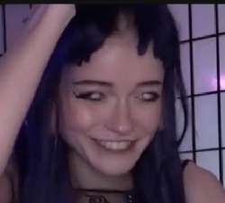 390x351
