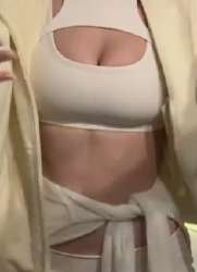 235x323