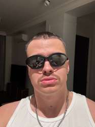 959x1280