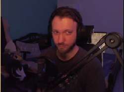 285x212