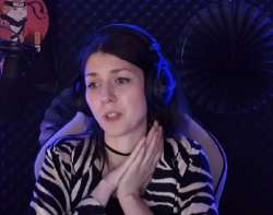 390x308